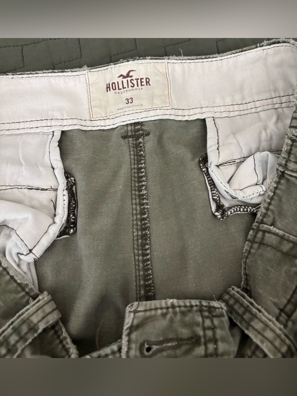 Vintage 2000/10s Hollister Men’s Camo Cargo Shorts - Picture 4 of 7